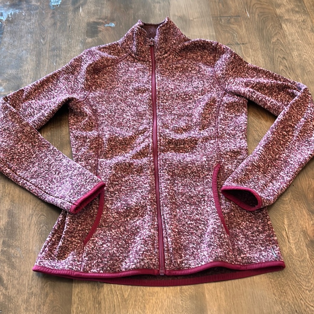 EDDIE BAUER womens deep red/purple fleece. Women’s Small.